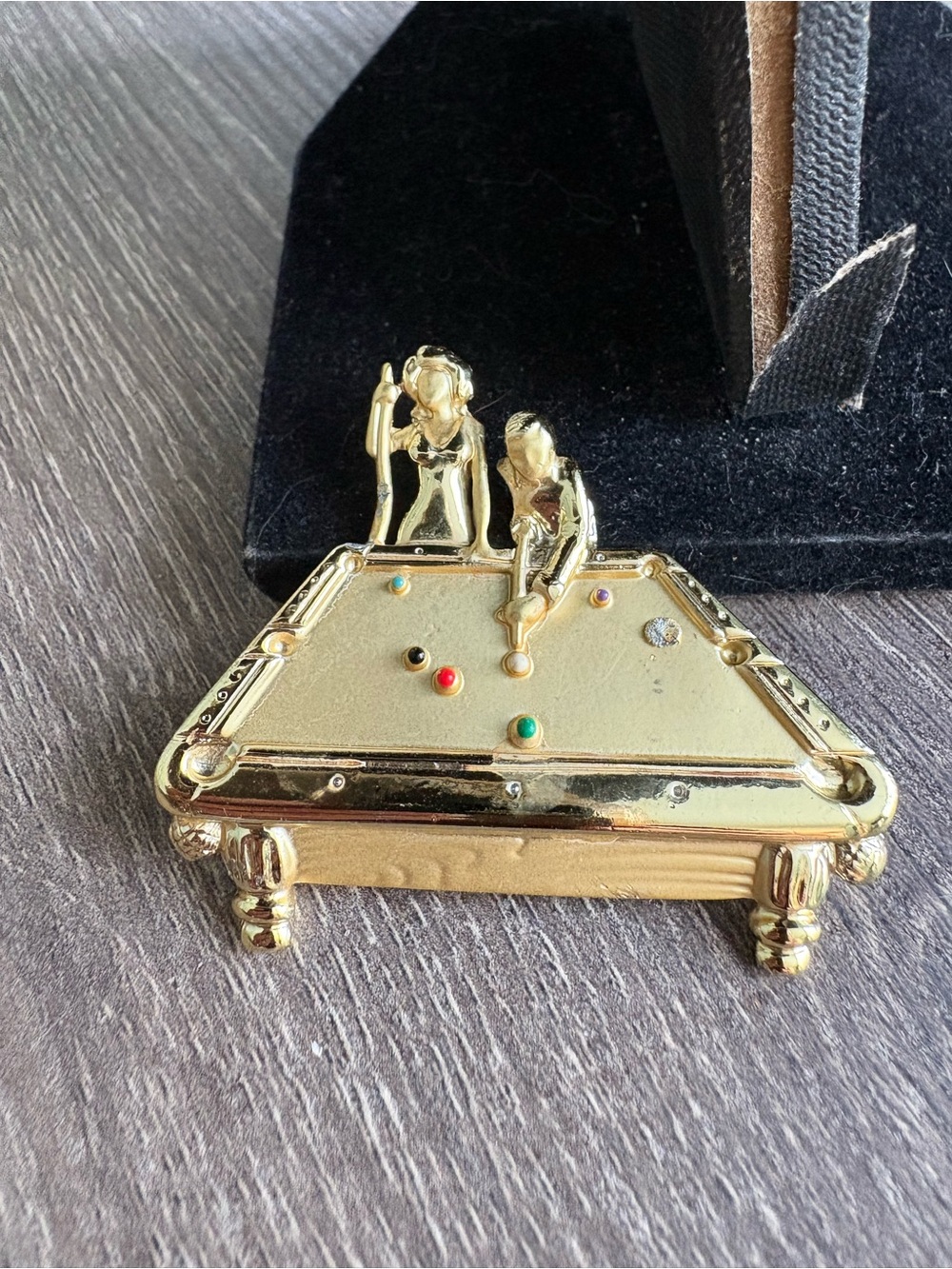Vintage Pool Table Brooch signed AJC - Picture 6 of 6